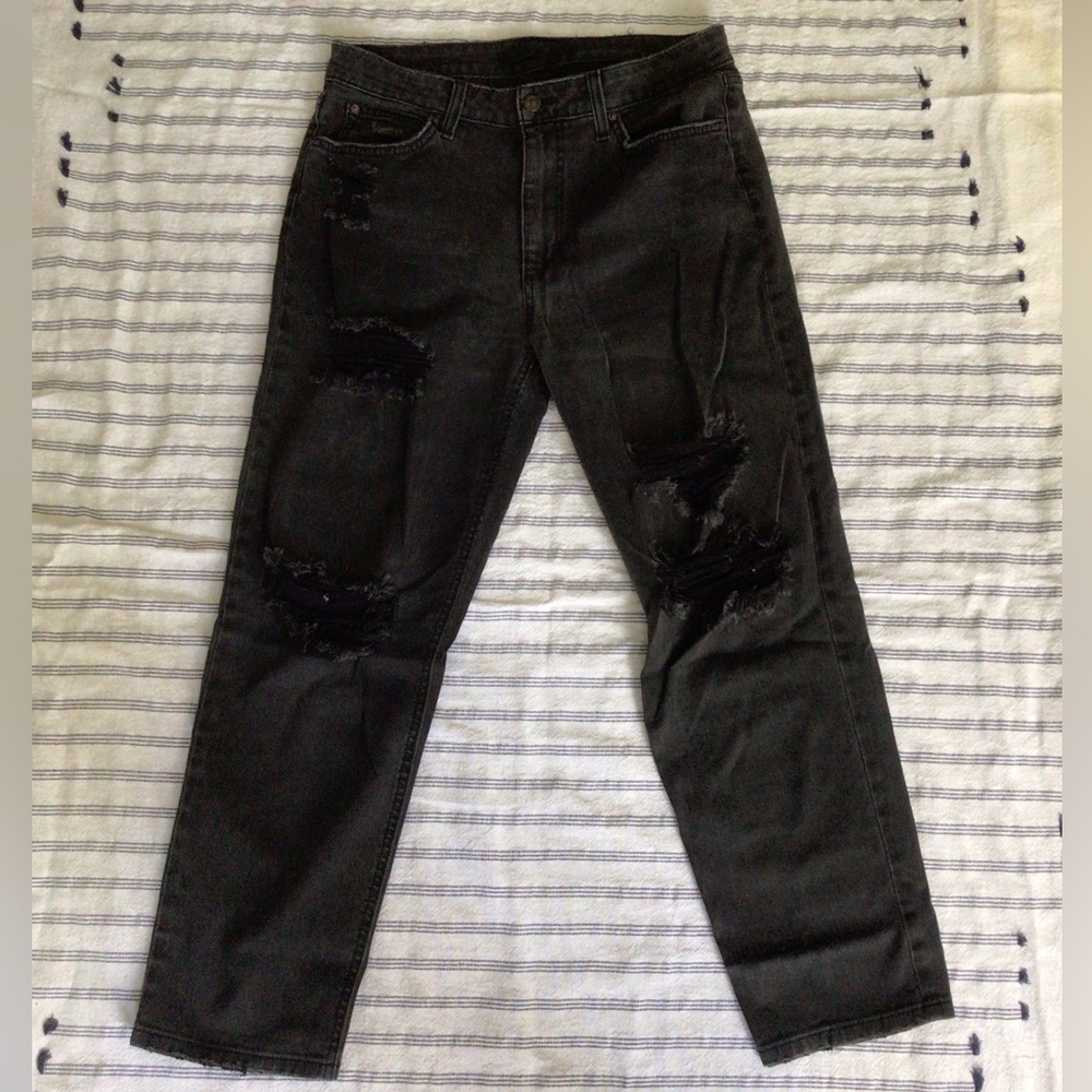 Joe’s Jeans “The Debbie Crop” high rise boyfriend crop SIZE 28